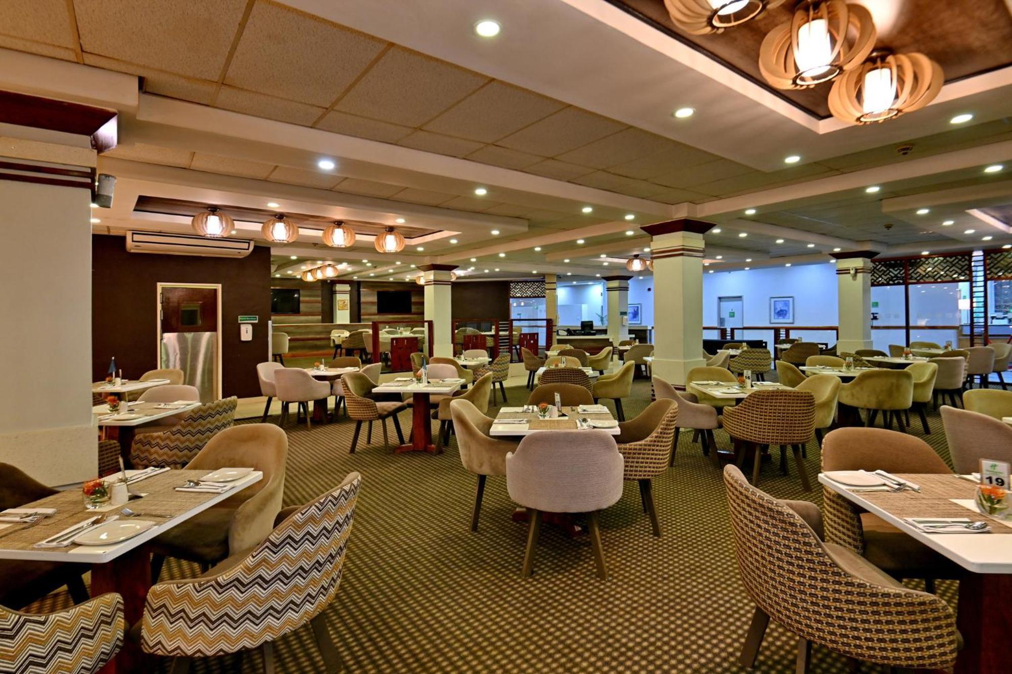 Holiday Inn - Bulawayo By Ihg Exterior foto